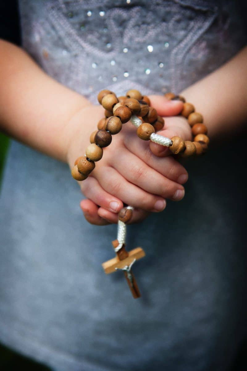 How To Pray The Rosary Rosary Catholic Praying The Rosary Praying ...